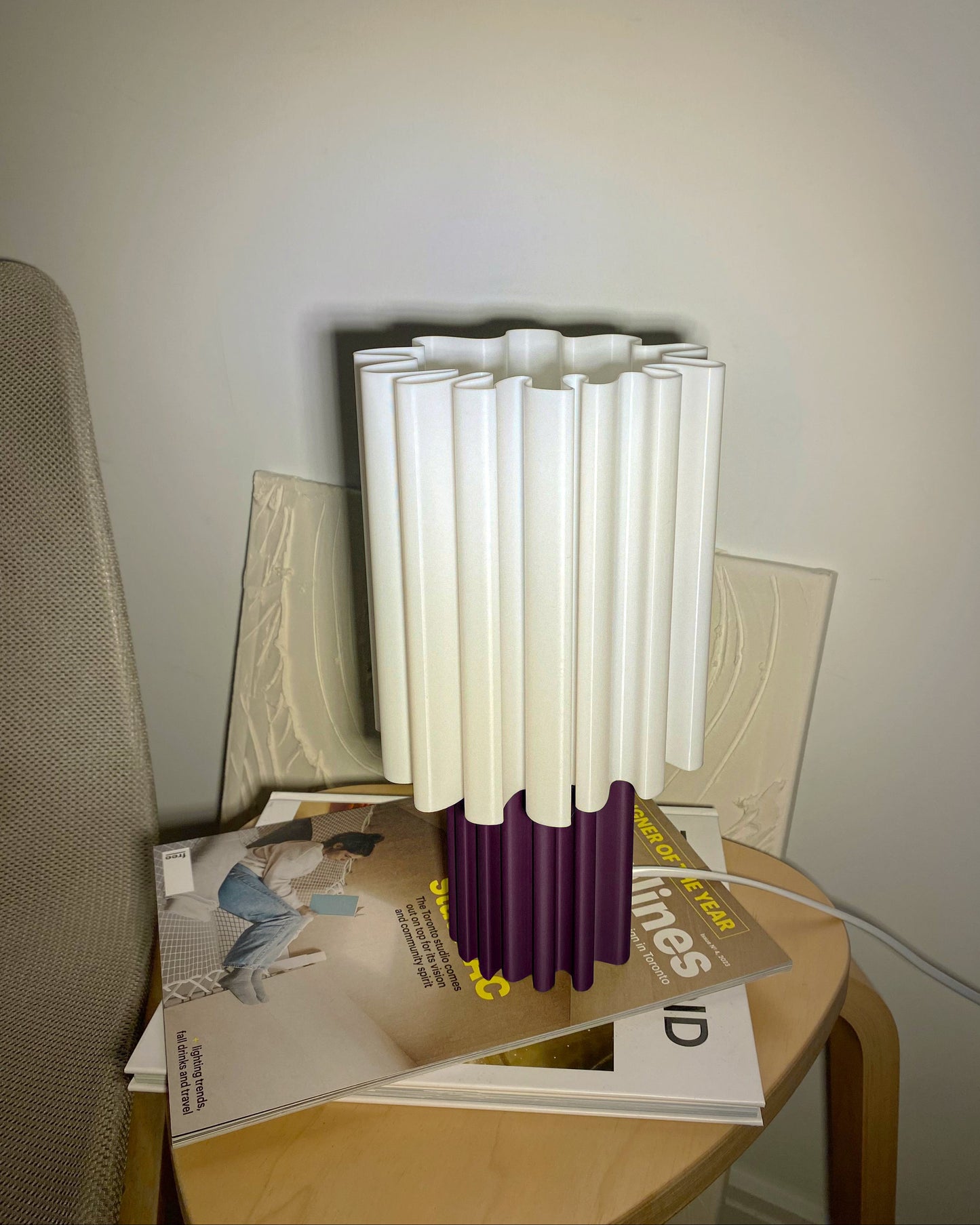 Sahara Lamp - White (Purple Base)